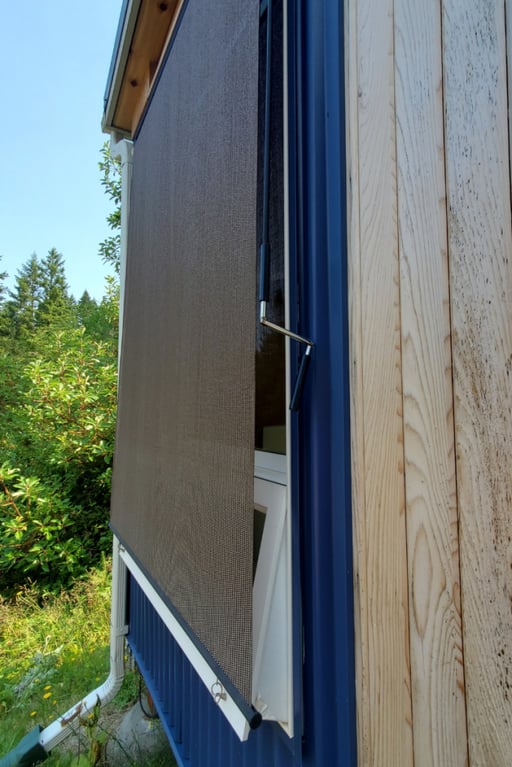 Sun shade outside the Modern-Shed window